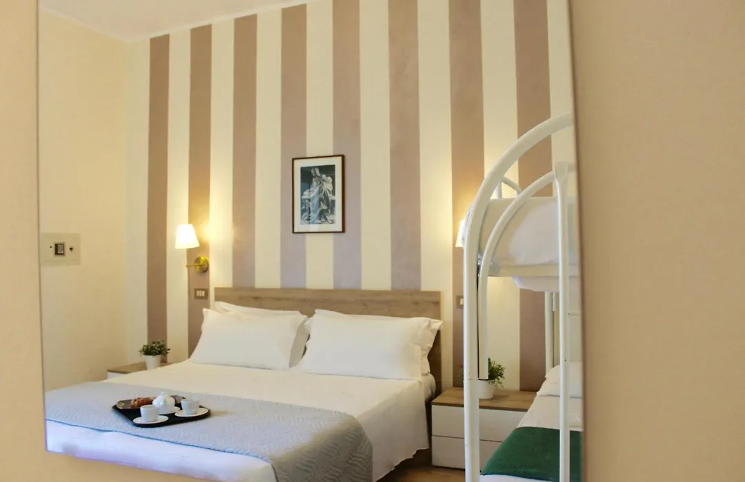 King Hotel-1